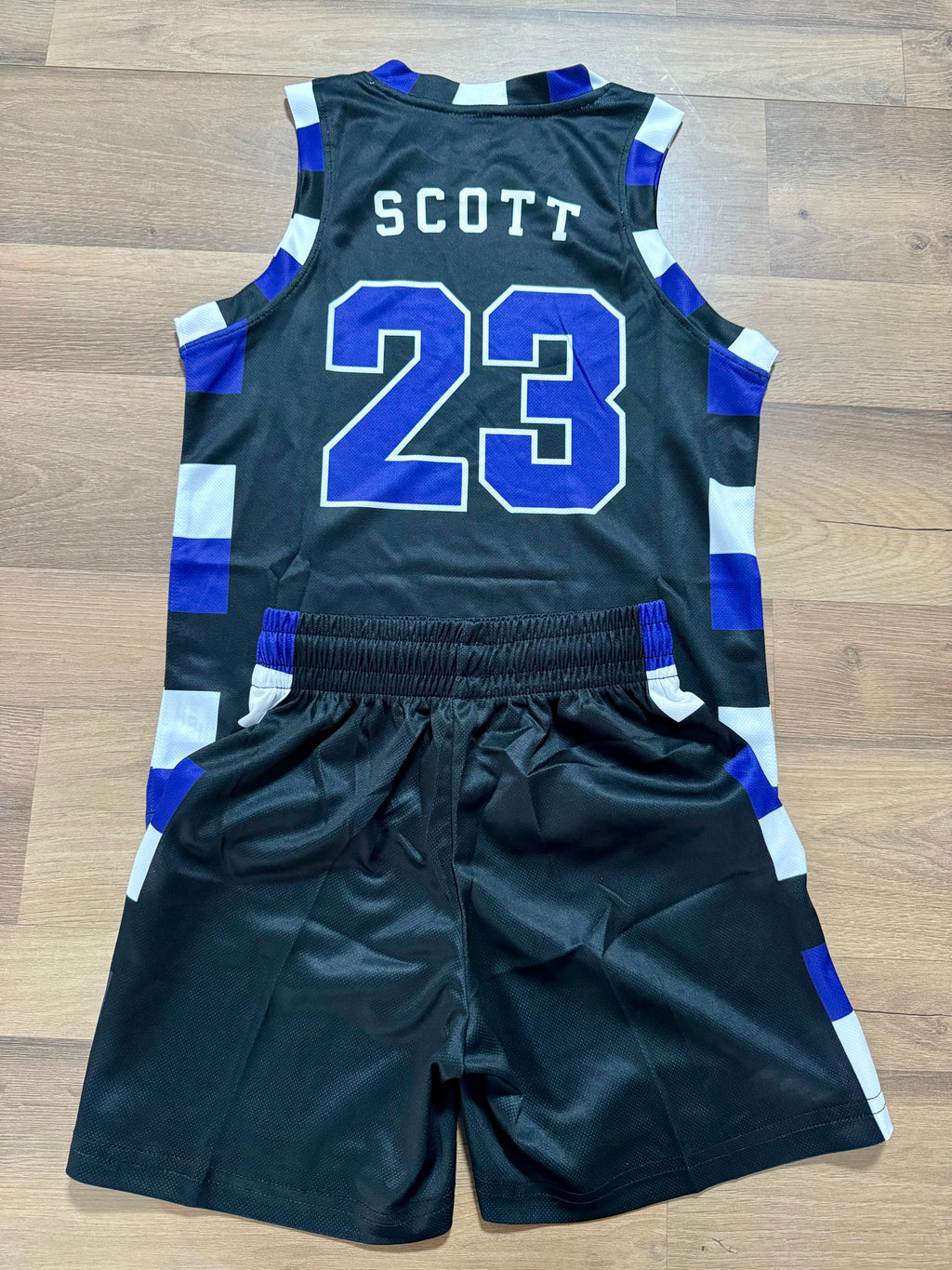 Ensemble Basket Enfant – SCOTT#23 (Violet et Noir)